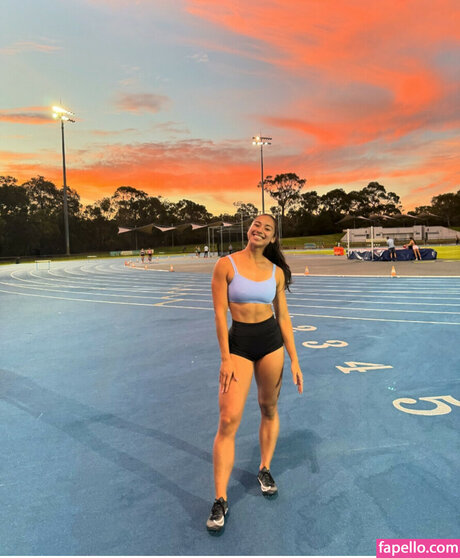 Sarah Schwarz model nude galleries