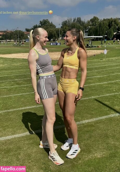 Demi Van Den Wildenberg nice star pic