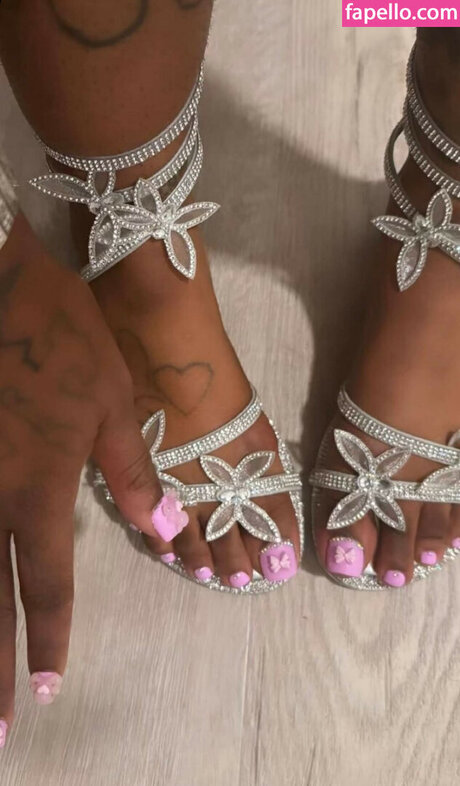 Sexxy Red Profile pic