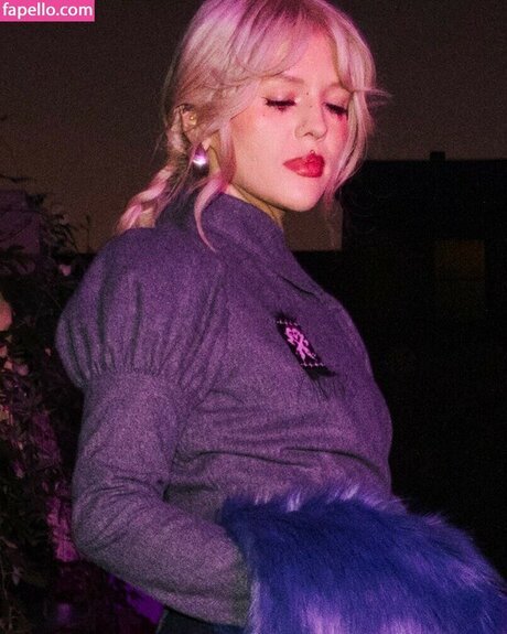 Kat Madeira erotic model archive