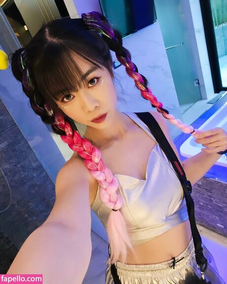 Wolfsbanee xxx star archive