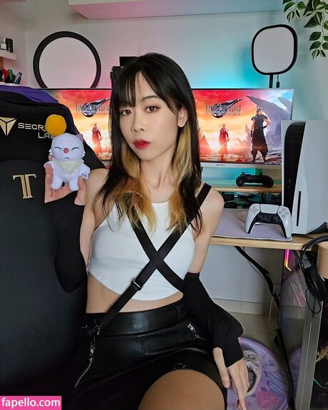 Wolfsbanee adult star gallery