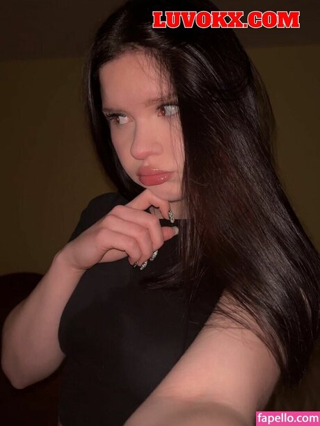 Junge Karoline pornstar free photos