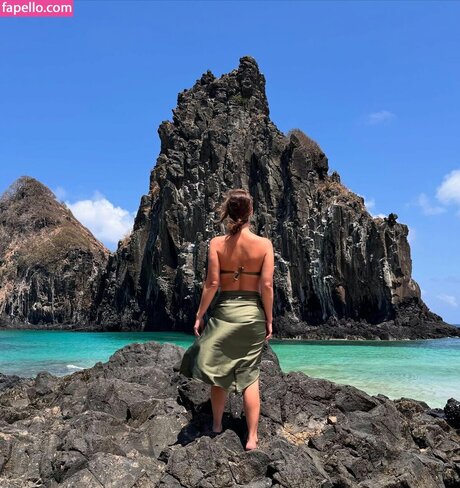 Camila Rodrigues erotic model picture