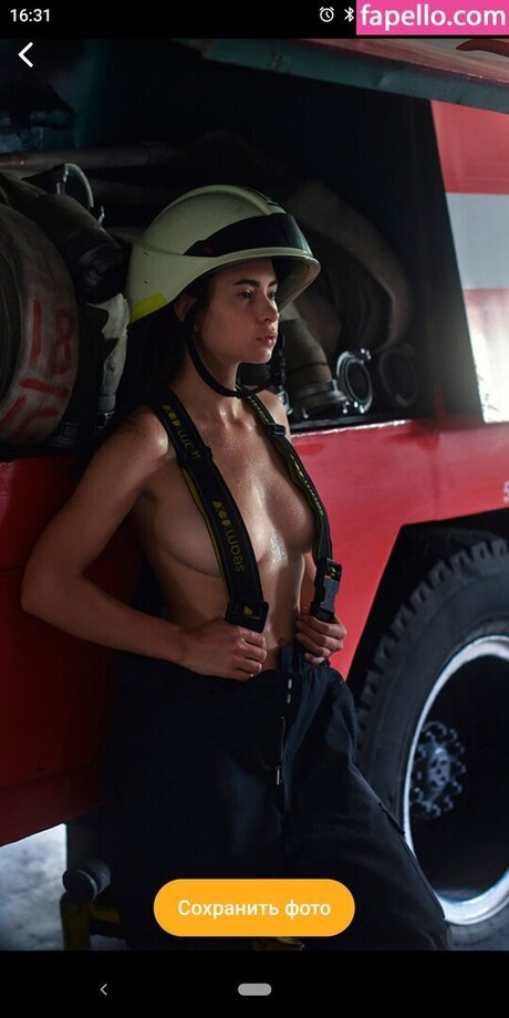 asi mikovich erotic star pic