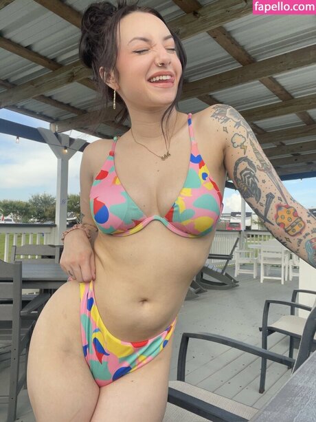 Amaris Blair erotic star photo