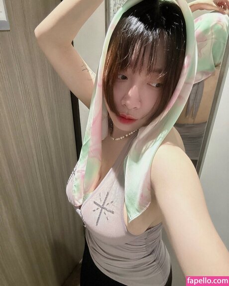 nianx1 pretty model picture