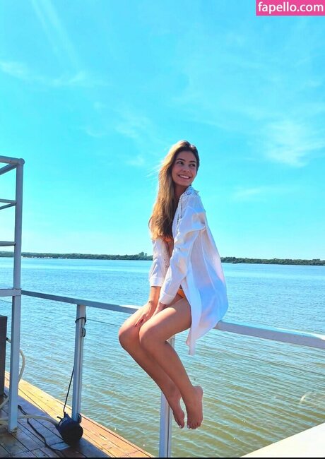 Julia Castrom adult actress img