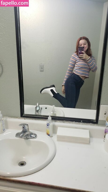 Jessicahenlo star beautiful photos