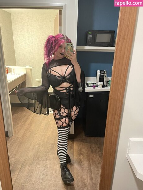 too0ldcat model nice images