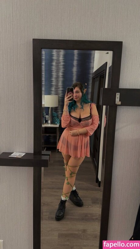 too0ldcat model hot pictures