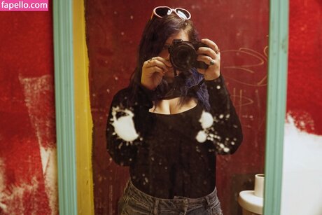 too0ldcat star naked pictures