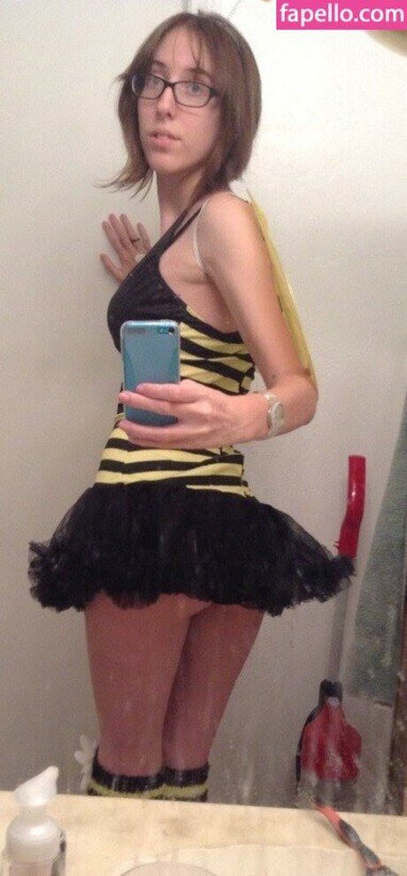 TwilightPalms naked model pics