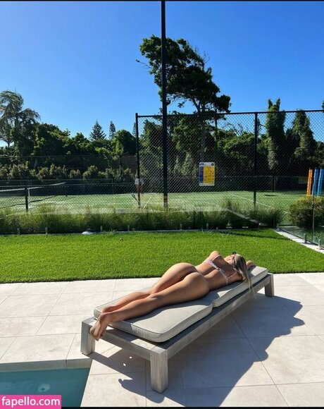 charlee spinks exclusive star images