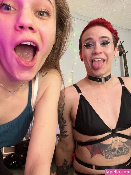 Rose Carter model top galleries