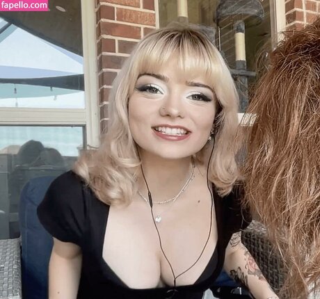 Emma s MySpace high quality pornstar pictures