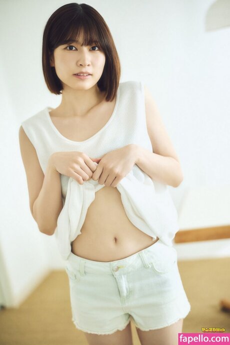 Saori Araki_ model exclusive pictures