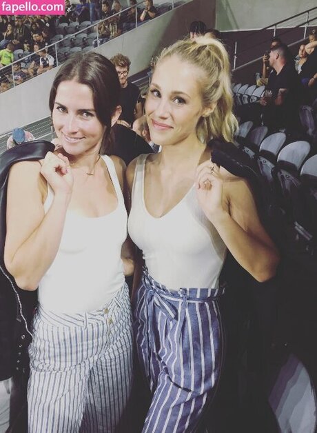 Lisa Gilroy beautiful actress images