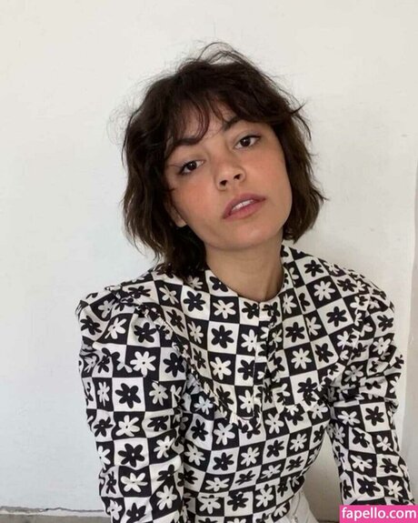 Blu Hunt art actress picture