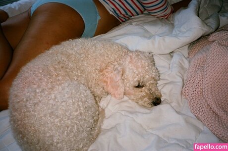 Blu Hunt top model photo