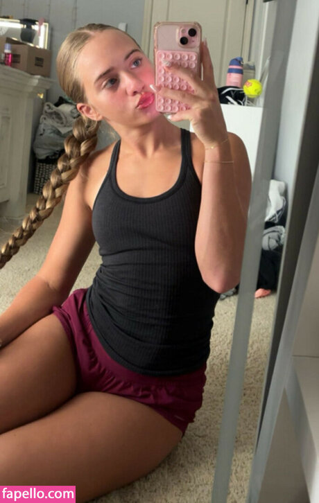 Tatum Bittick hot actress pics