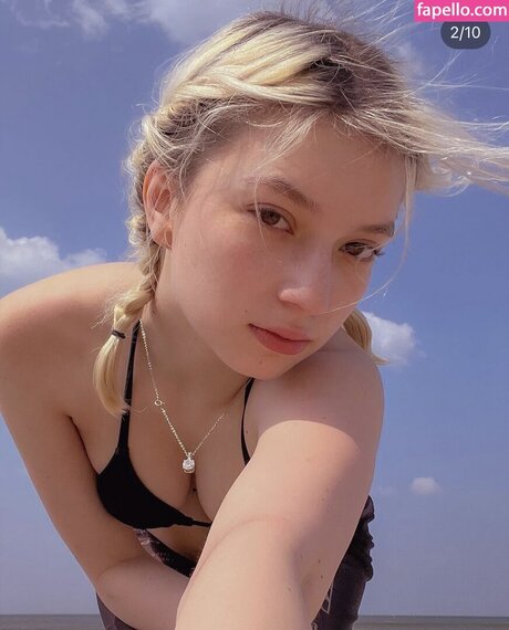 kayla wiggins sexy pornstar photos