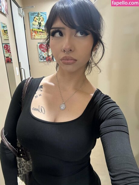 myshayla pornstar nude pics