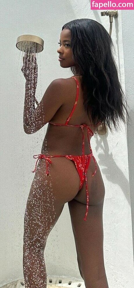 allieredmondd model nudes images