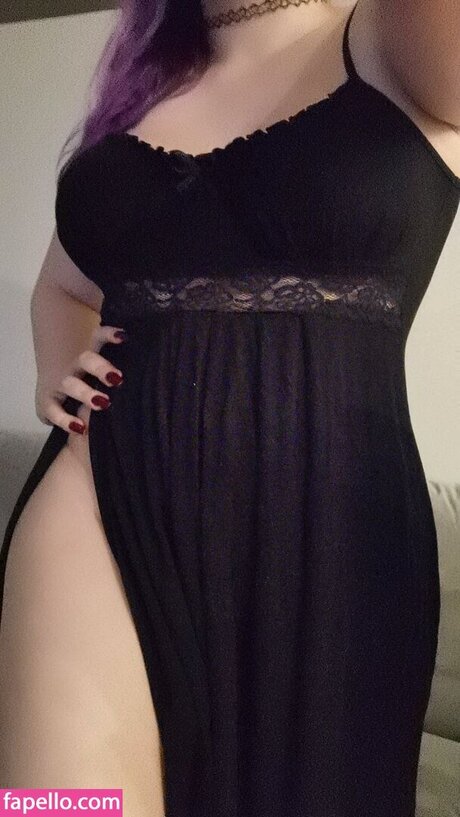 Alys Nox art model image