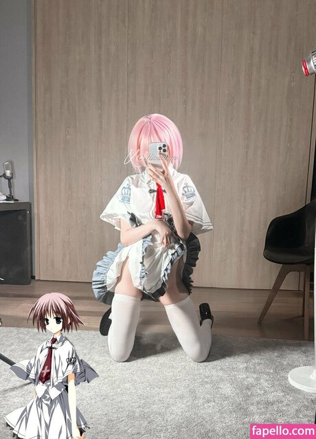 shibachipipa naked model image