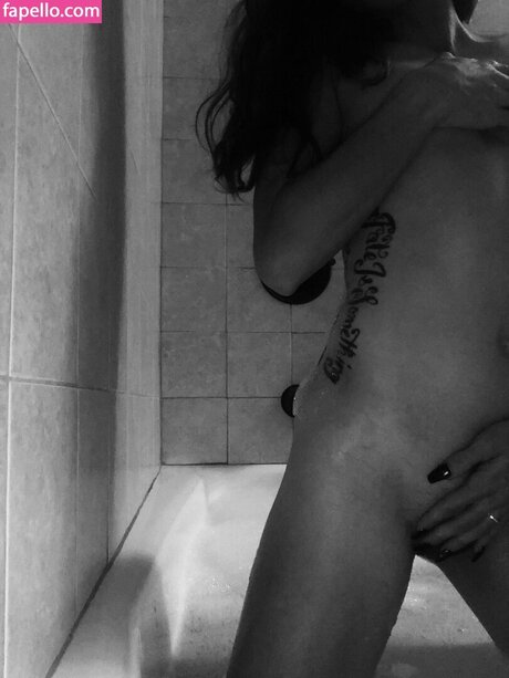 Kimiblair_ high quality pornstar pics