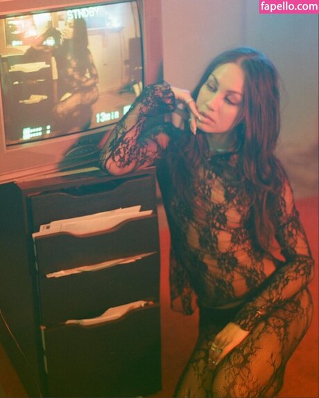 Meg DeLacy star galleries