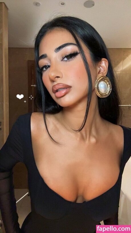 Iffat Marash pornstar naked picture