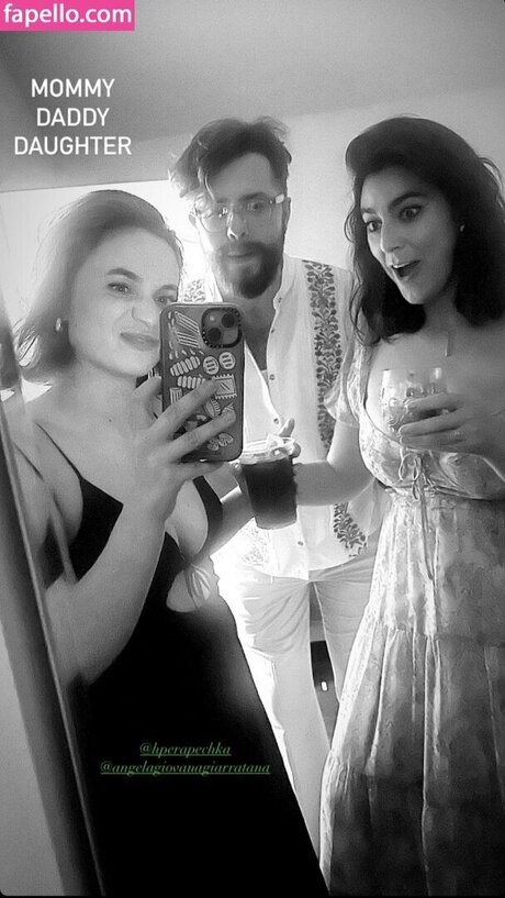 Angela Giarratana model free archive