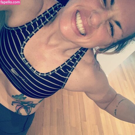 Heather Hardy naked pornstar archive