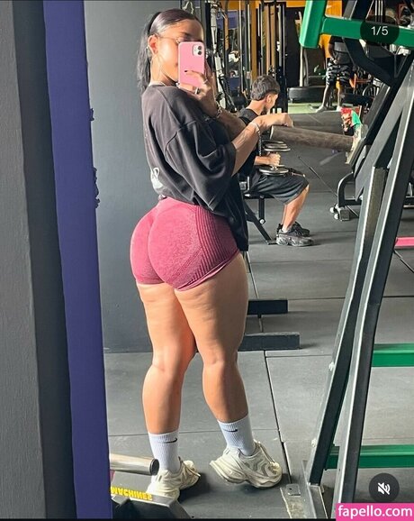 Natashabooty pornstar image