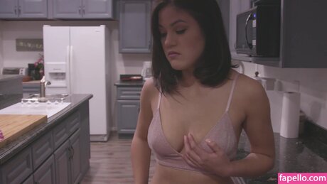 Girlsunderarrest nudes actress pics