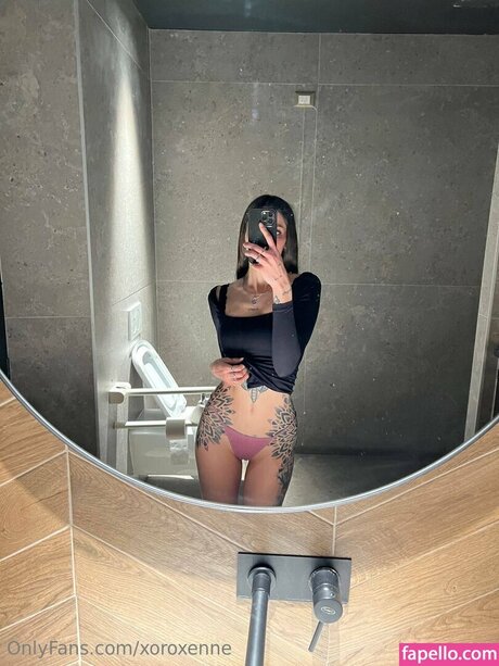 xoroxenne pornstar nudes images