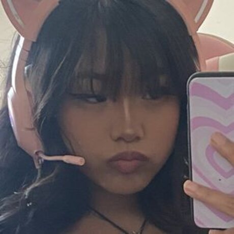 Lucy Lee model pornographic img