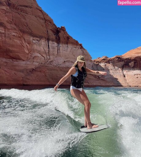 Hailey Johnson naked star archive