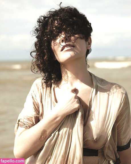 Leticia Sabatella porn actress images