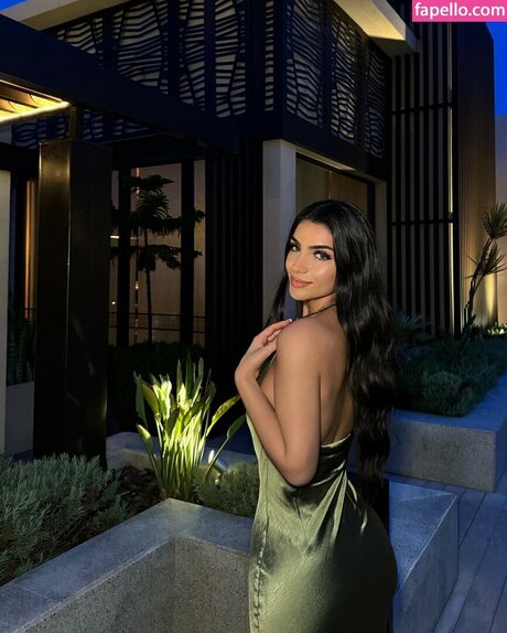 Zenoviajafar pornstar naked photo