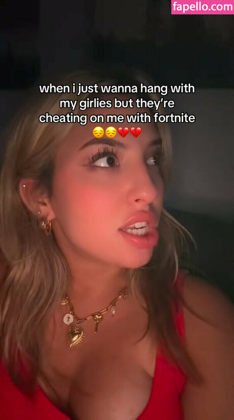 Cloud ASMR pornographic model gallery