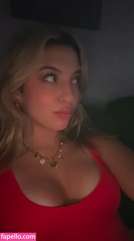 Cloud ASMR model xxx pictures