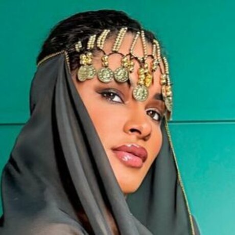 Professor Honeyloaf best model picture