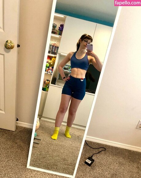 Tama Hero hot actress photos