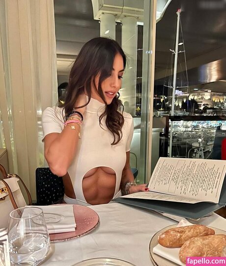 Elisabetta Gregoraci Profile pic