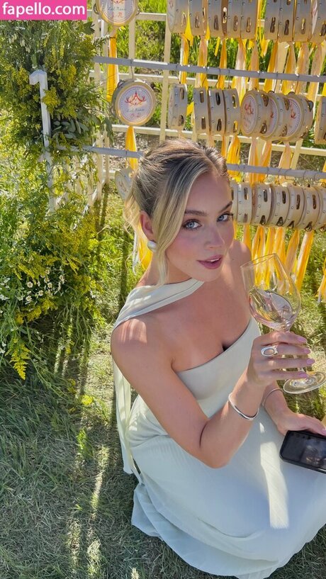 Alexa Blair Robertson pornstar nude photo