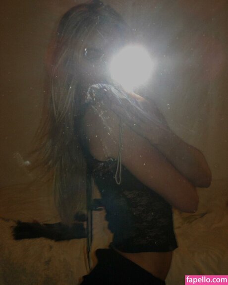 Alexa Blair Robertson hd star pic