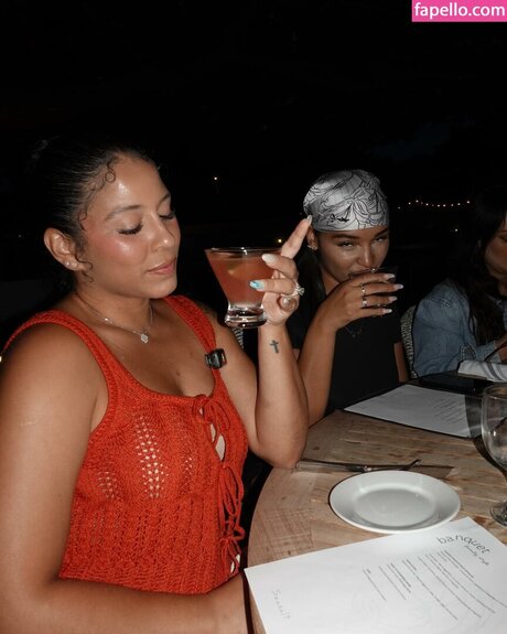 Maleni Cruz beautiful actress images